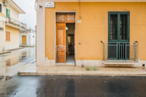 Casa Munafò near the sandy beach, Avola